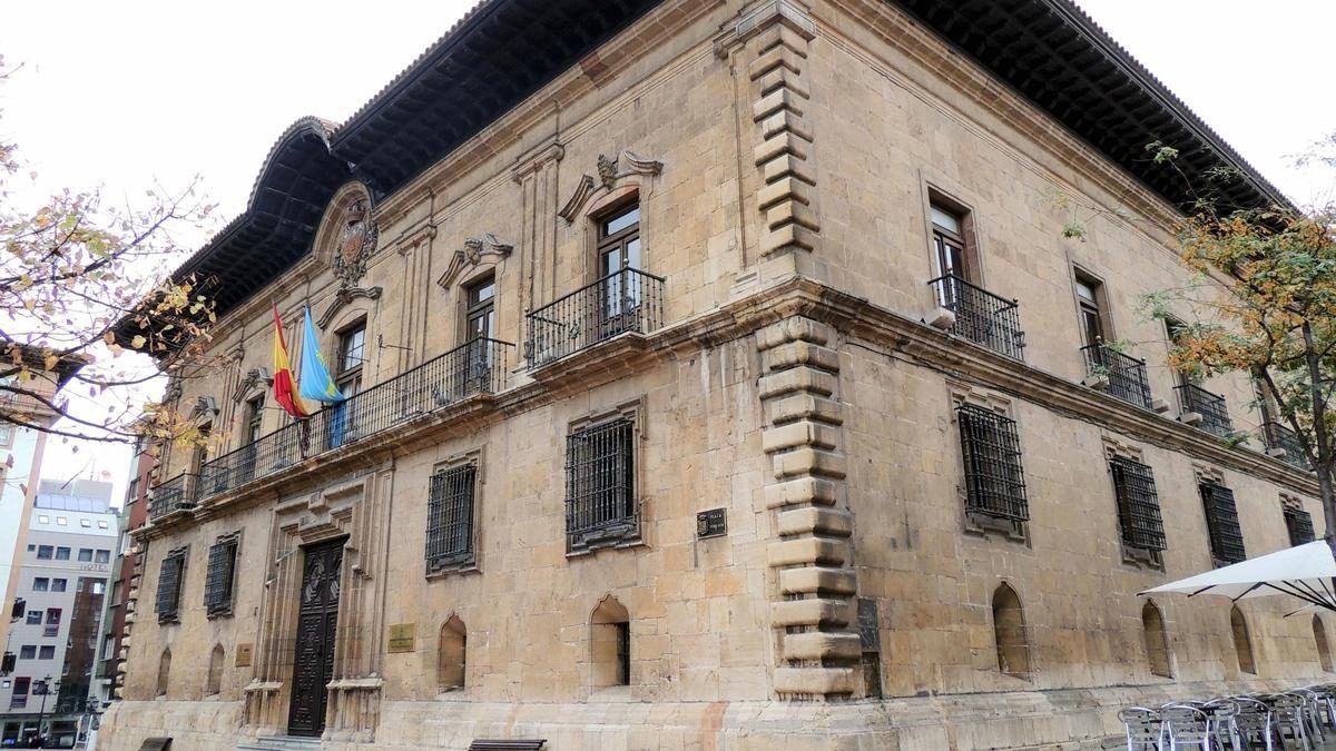 El TSJA absuelve al policía local de Oviedo que disparó contra un coche en Paniceres tras cuatro años de proceso judicial