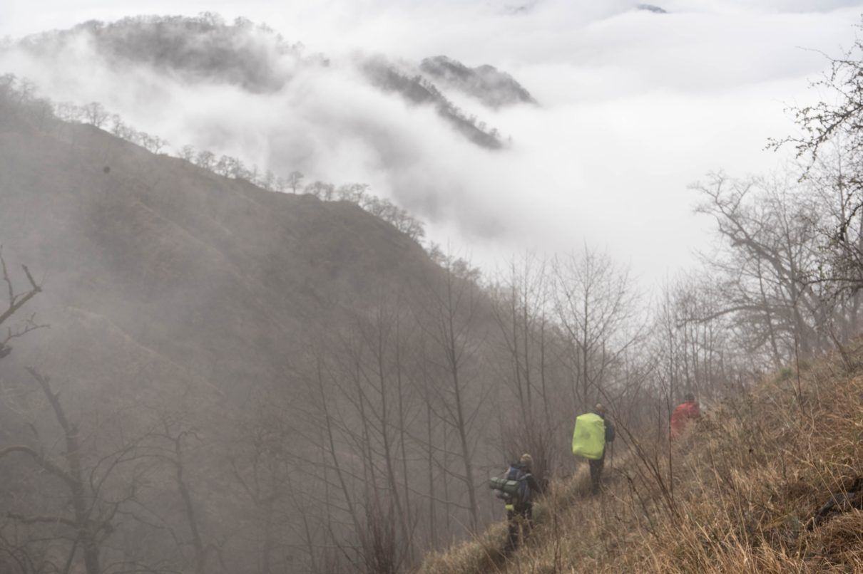 La niebla atrapa a dos senderistas en Las Ubiñas durante más de diez horas hasta su rescate en Lena