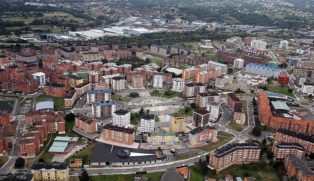 Puntos negros en las puertas de La Corredoria disparan las alarmas entre los vecinos de Oviedo