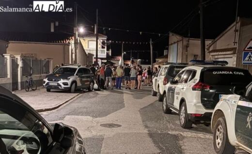 Una familia entra a radial en una vivienda de Garcihernández y siembra la alarma entre los vecinos