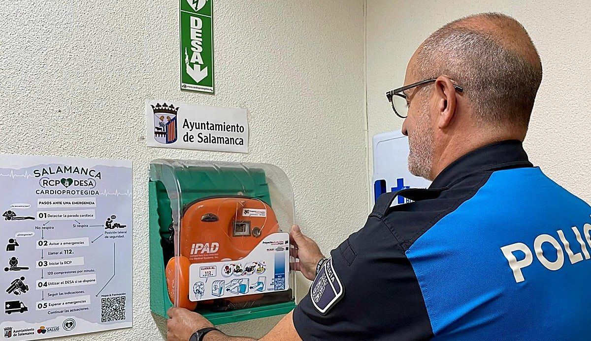 Salamanca refuerza su red de cardioprotección con 40 nuevos desfibriladores conectados a emergencias