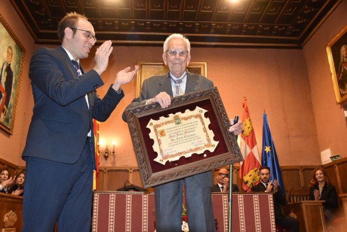Ciudad Rodrigo despide a uno de sus grandes defensores de la cultura el mismo día que arranca la Feria de Teatro
