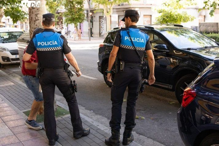 Dos conductores denunciados en Salamanca en menos de media hora por acumular infracciones de extrema gravedad