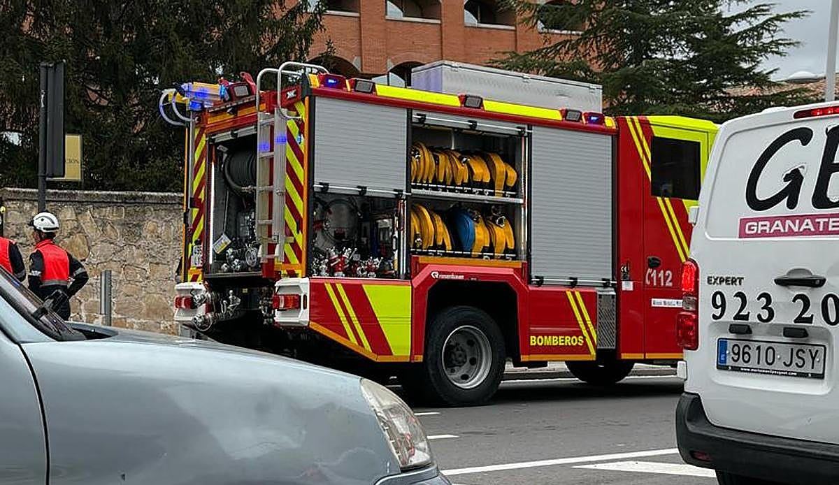 Los Bomberos de Salamanca encadenan tres intervenciones en una misma noche en distintos puntos de la ciudad