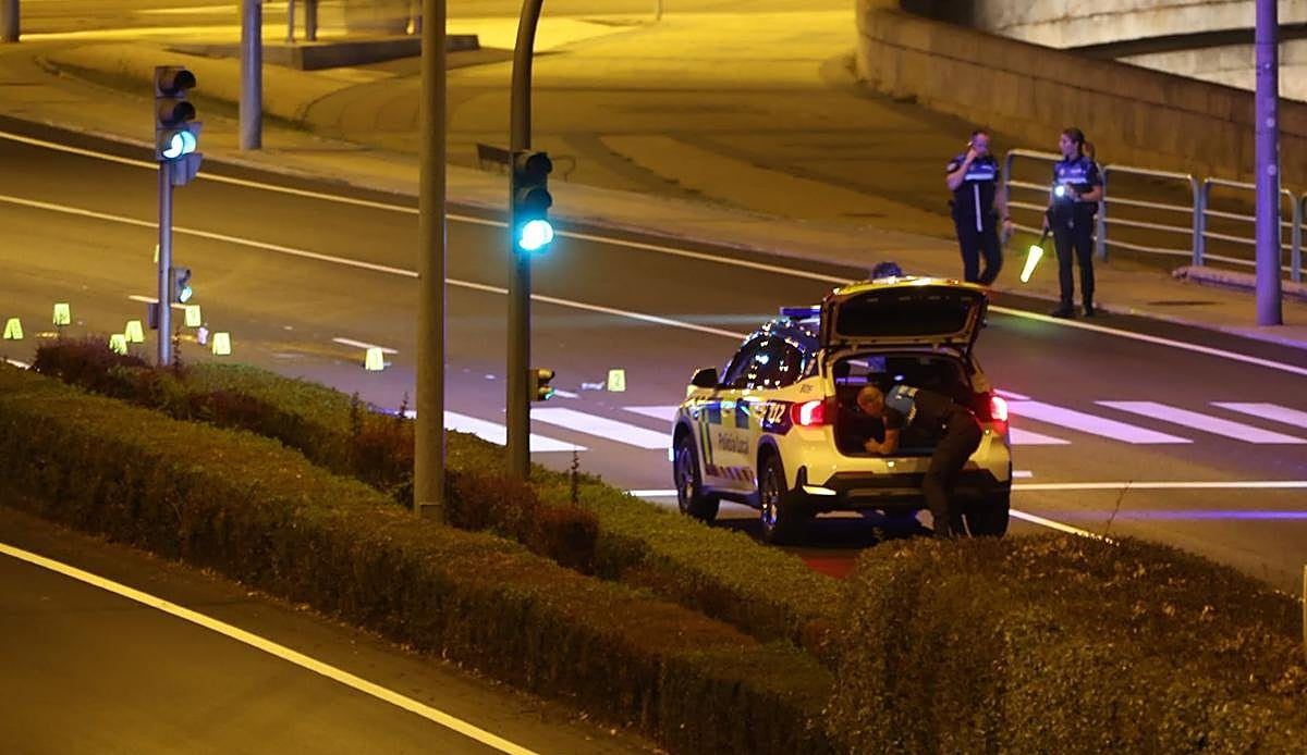 Una mujer de 65 años, atropellada de madrugada en un paso de peatones de Salamanca con semáforo y plena visibilidad