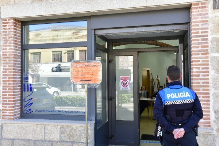 Ciudad Rodrigo da un paso para reforzar el mando de su Policía Local con cuatro plazas de Oficial