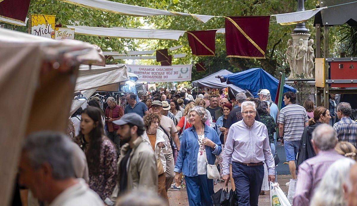 El mercado de los Santos Mártires llena de historia y sabor las calles de Santander