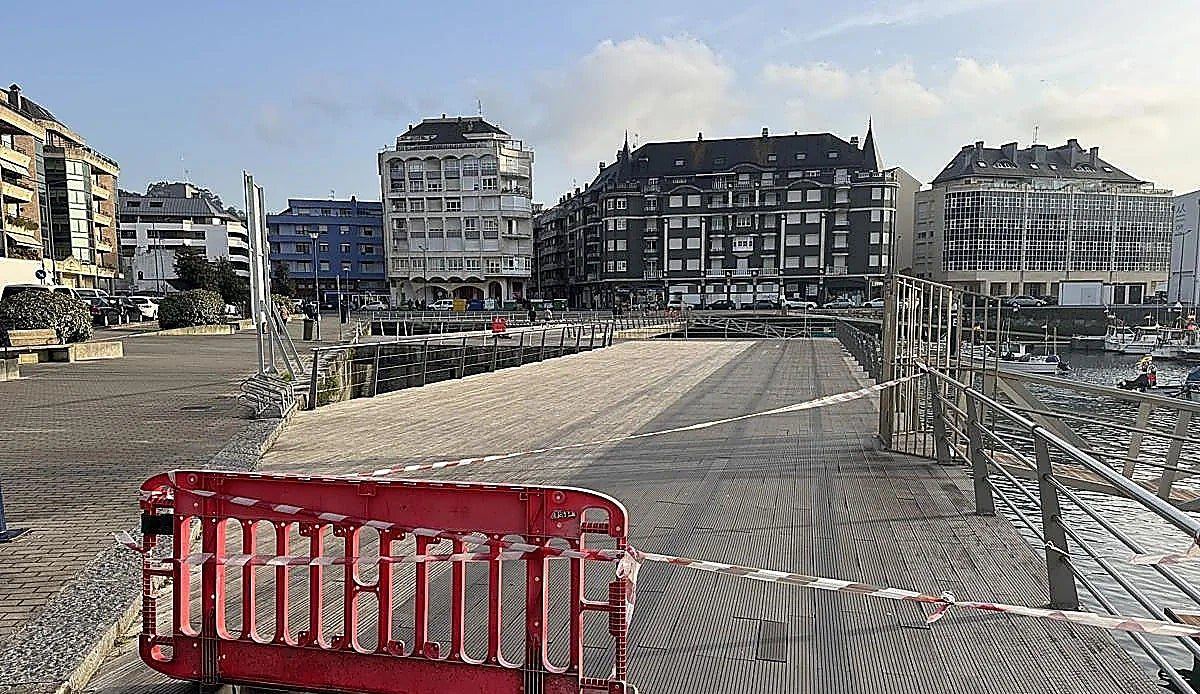 El mirador del puerto de Laredo se transforma tras meses cerrado por las caídas de vecinos y visitantes