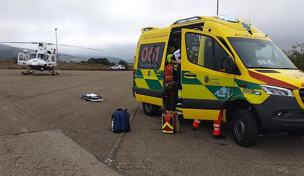 Quemaduras graves por descarga eléctrica en Reinosa: un trabajador es evacuado en helicóptero al hospital de referencia de Vi