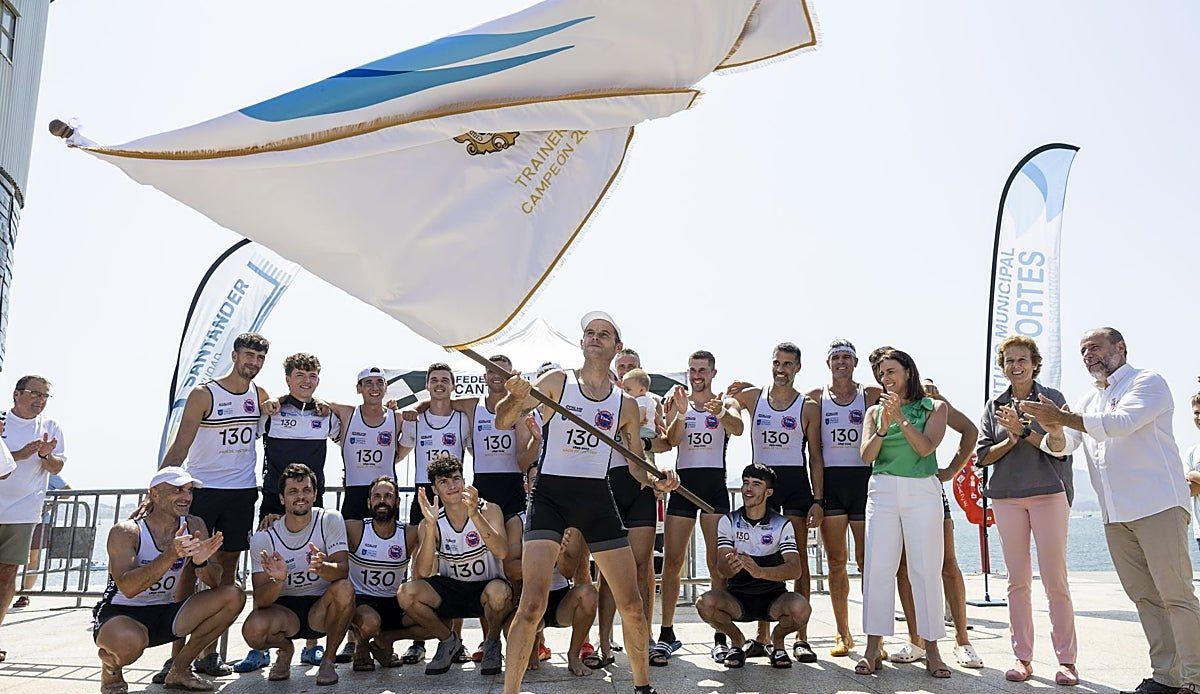 La Bandera de Santander llega a su edición número cien con una gran fiesta del remo en la bahía
