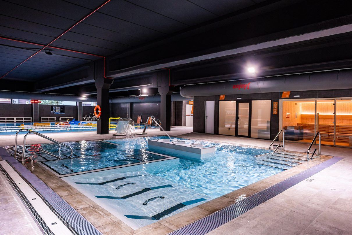 Reocín tendrá piscina cubierta en 2028: el Gobierno cántabro pone cinco millones sobre la mesa