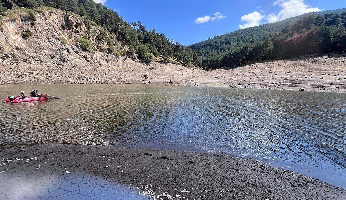 Los vecinos de la sierra segoviana dan batalla por recuperar el embalse de El Tejo y la CHD les abre una puerta
