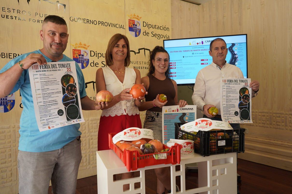 La Feria del Tomate de Martín Muñoz une solidaridad y tradición para ayudar a los afectados por los incendios