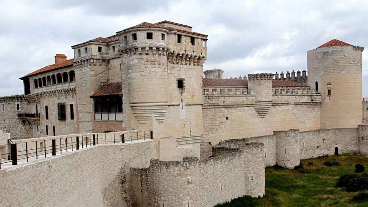 Cuéllar celebra el éxito de su Feria Mudéjar en una edición histórica que cumple tres décadas de vida