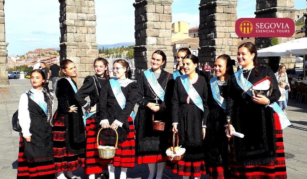 Collado Hermoso se vuelca con la Virgen de la Salud entre música, cochinillo y una orquesta gallega que debuta en la provinci