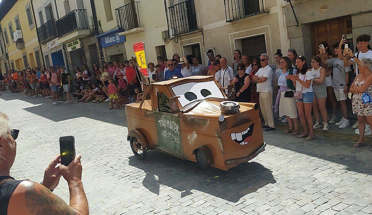 Villacastín se viste de fiesta con encierros, música y tradición en honor a San Sebastián Mártir