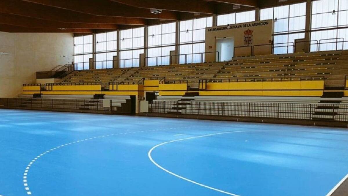 El Balonmano Nava celebra medio siglo de historia con precios congelados y un pabellón que quiere llenarse hasta la bandera