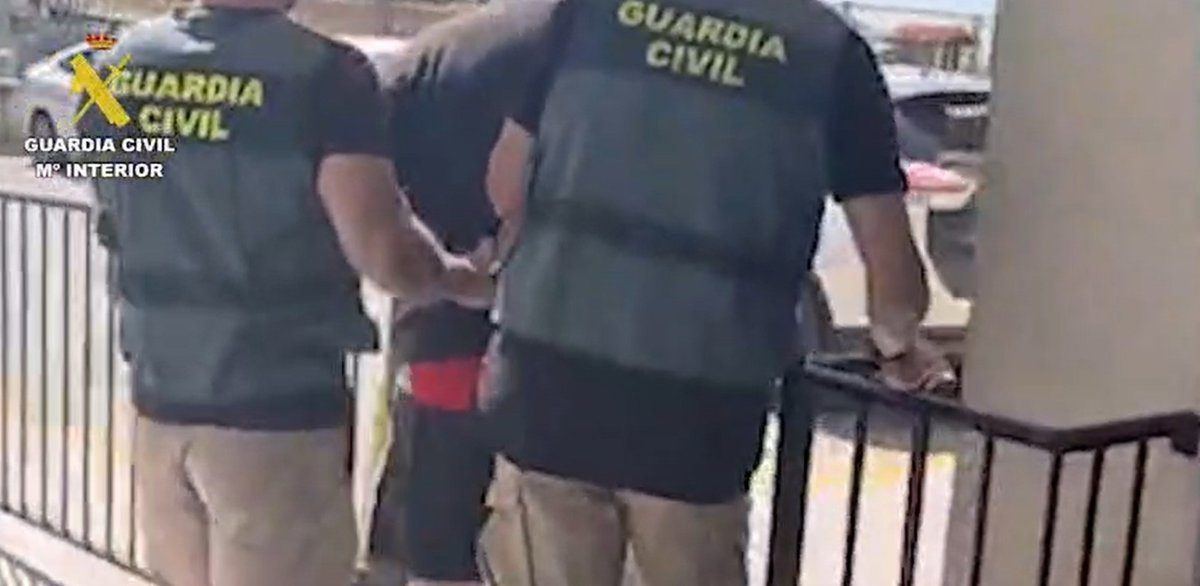 La Guardia Civil atrapa en Yuncos a un hombre con 49 años y una larga lista de crímenes: desde robar nueve aires acondicionad