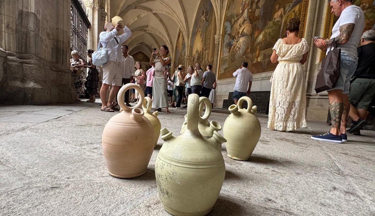 Toledo celebra con botijos y fe el 800 aniversario de su Catedral en una jornada histórica