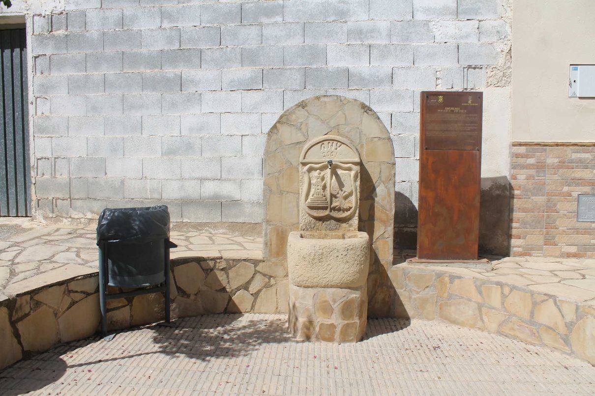 La Font de la Figuera estrena pozo de agua para blindar el suministro de sus vecinos