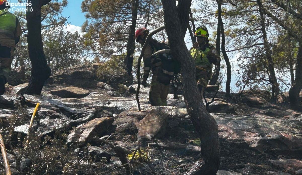 Gátova recupera la normalidad tras el incendio: se levanta el confinamiento y vuelve la circulación por la CV-25