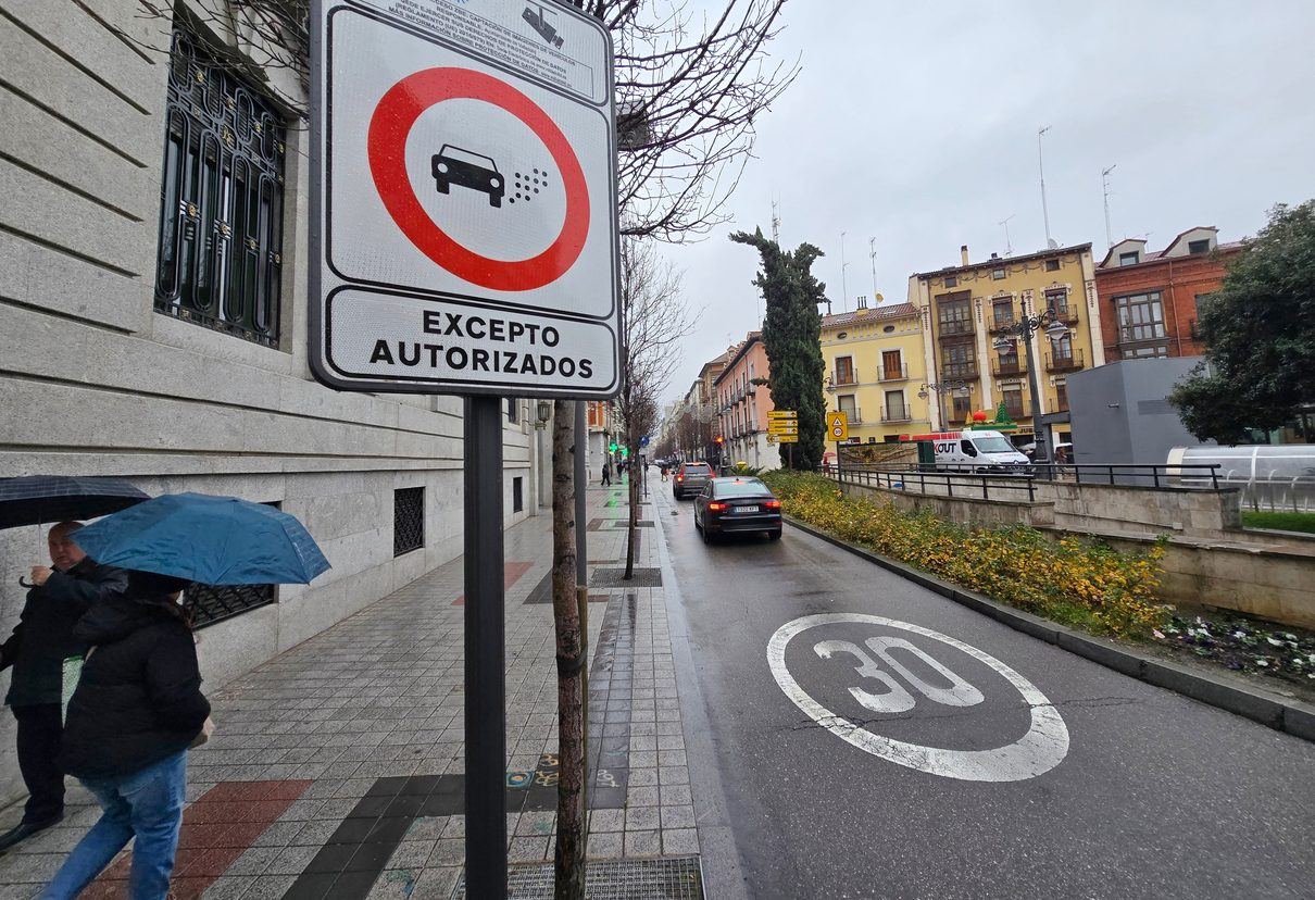 Multas ilegales en Valladolid: el Ayuntamiento recauda 14.000 euros al día en una ZBE anulada por los tribunales