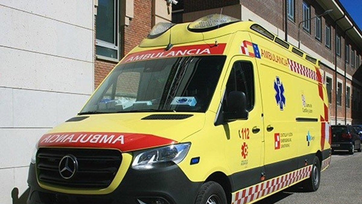 Cuatro heridos, tres de ellos menores, tras la colisión de dos coches en la rotonda de Zaratán