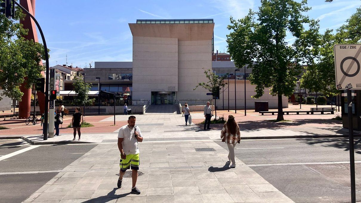 Calles más seguras y sin cables a la vista: Beotegi transforma el corazón de Elexalde con más de un millón de euros