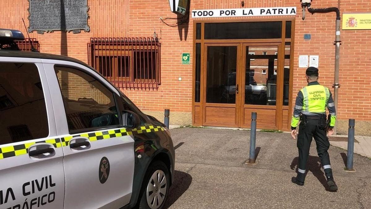 IU Benavente frena la permuta del cuartel de la Guardia Civil y exige saber a quién pertenecen realmente los terrenos
