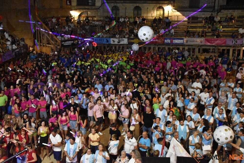 Toro y Fermoselle se lanzan a la calle este domingo con encierros, corridas y música hasta la madrugada