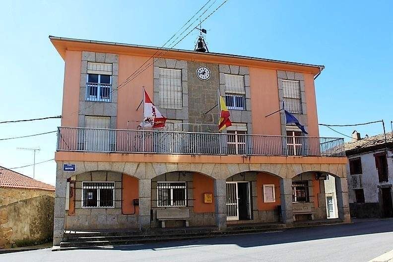 Fonfría despide sus fiestas con vaquillas, orquestas y gastronomía en un fin de semana para el recuerdo
