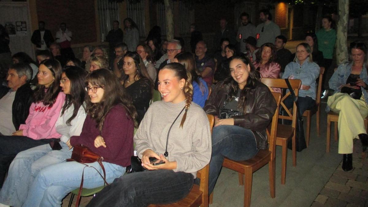 Santibáñez de Vidriales abre la puerta a septiembre con monólogos, poesía y un programa de fiestas que no deja un momento lib