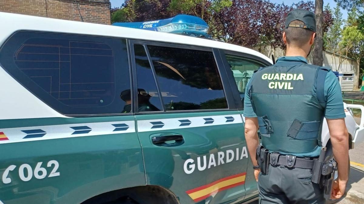 Detenido tras estafar 135.000 euros haciéndose pasar por guardia civil con el anzuelo de subastas de pisos y coches