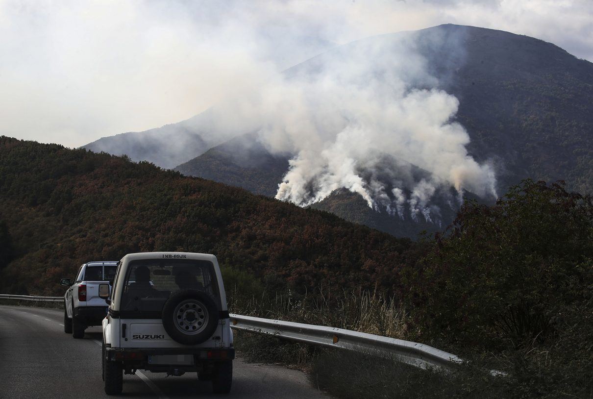 Alerta máxima en Sanabria: la comarca afronta el primer fin de semana de agosto en riesgo extremo de incendios