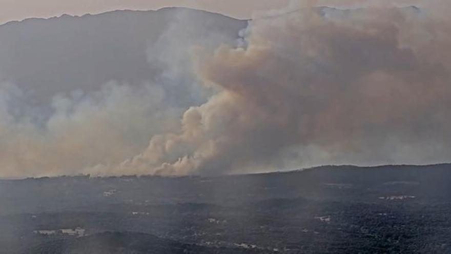 El incendio de Zamora supera las 11.000 hectáreas calcinadas mientras el descenso de temperaturas da un respiro a los bombero