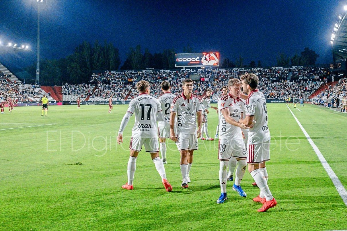 El Alba cae ante el Córdoba pese a ir ganando: «Nos estamos llevando más palos de los que nos merecemos»