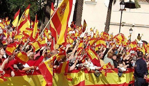 Ávila se vuelca con Ceuta y llena las calles en una concentración de solidaridad sin precedentes