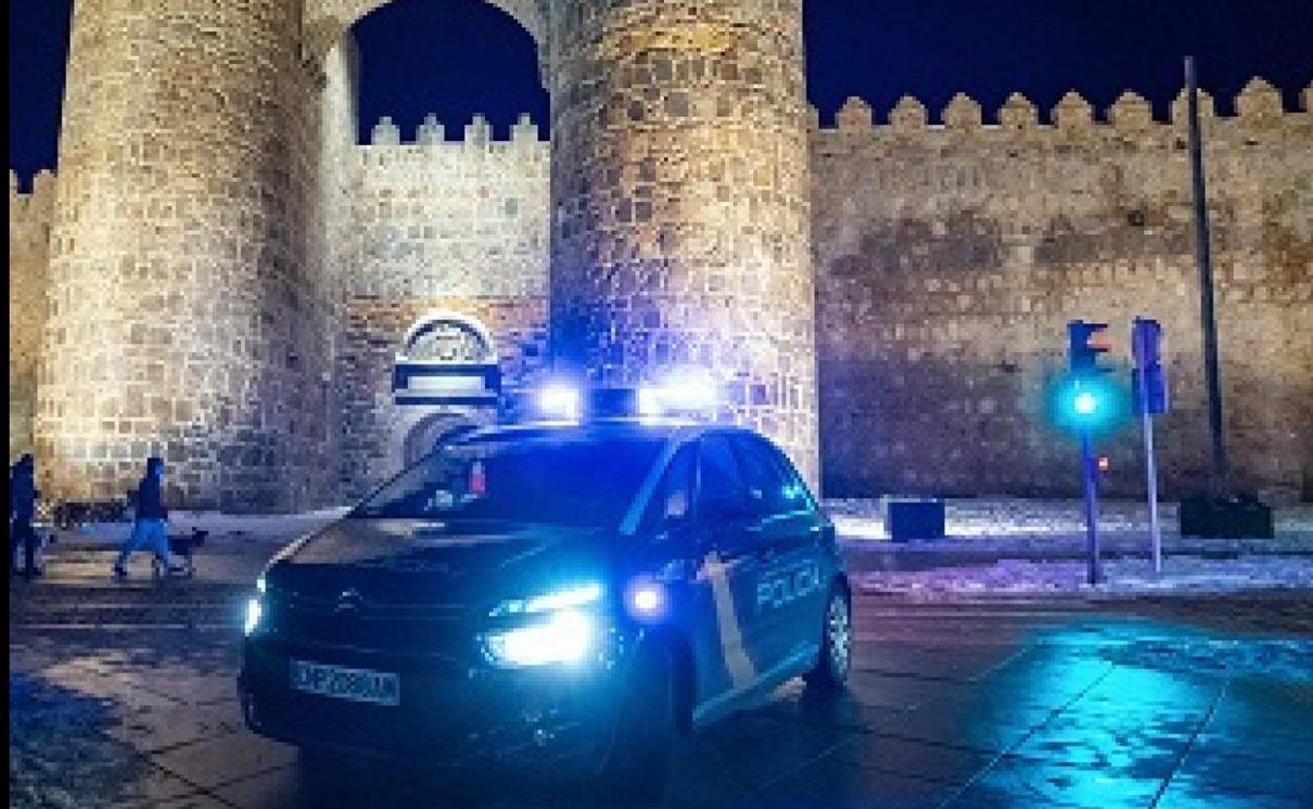 Terror en las calles de Ávila: un hombre armado con una motosierra siembra el pánico en plena madrugada
