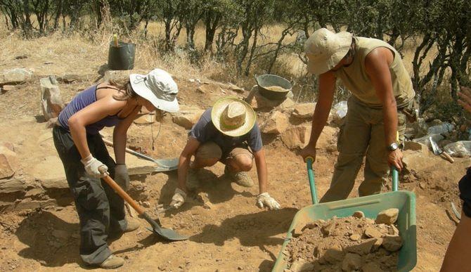 Hallan restos humanos en Ávila: las pruebas de ADN determinarán si pertenecen al joven desaparecido en marzo