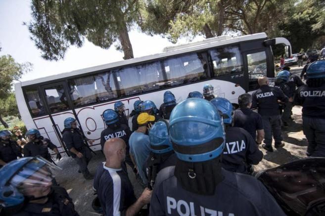 El PP de Ávila denuncia una gestión "caótica" en el traslado de migrantes a la ciudad