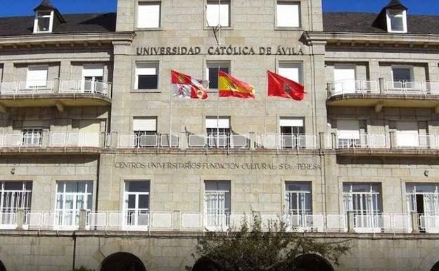 La Universidad Católica de Ávila abre sus puertas a mayores de 55 años con su programa estrella de formación senior