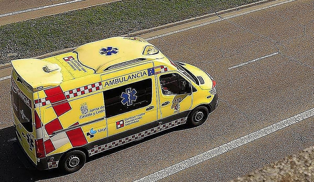 Un hombre de 45 años queda atrapado tras una colisión entre dos turismos en el norte de Burgos