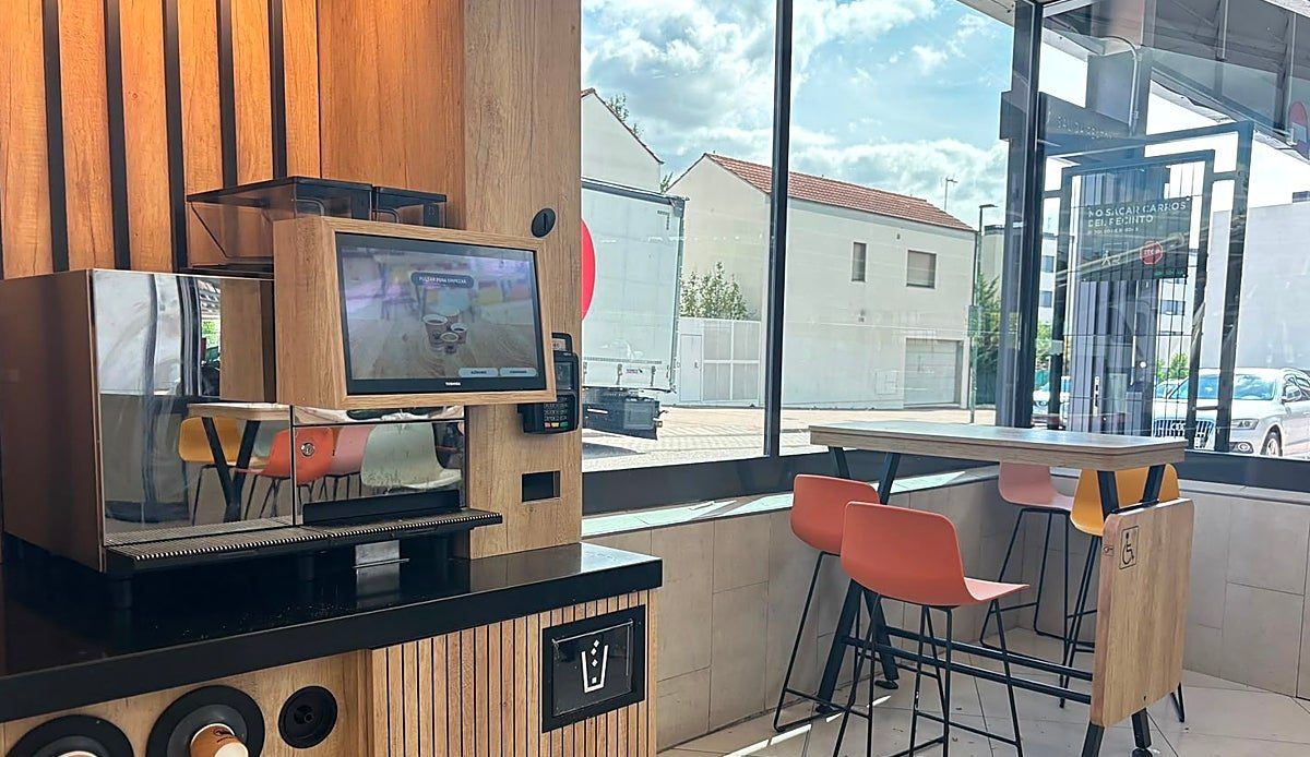 Comer en el súper o en el bar: Burgos debate entre la comodidad y el alma de la hostelería tradicional