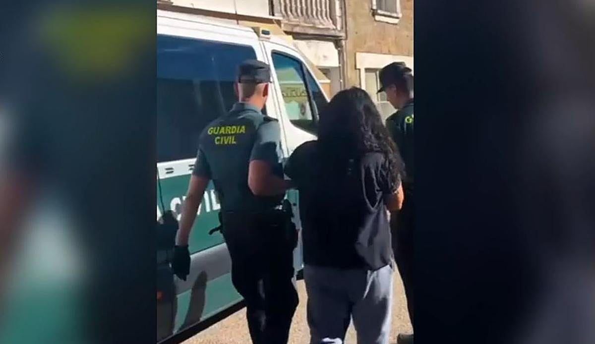 La Guardia Civil confirma que el joven que amenazó con volar Salas de los Infantes solo tenía artefactos simulados