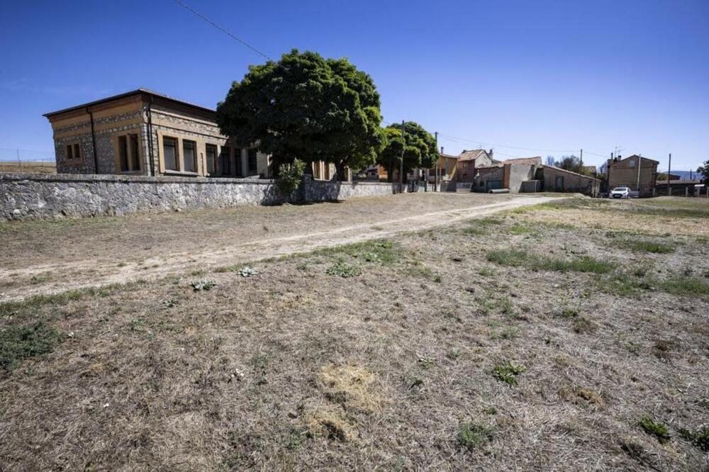 Arlanzón transforma sus antiguas escuelas para dar a sus vecinos una consulta médica digna en 2027