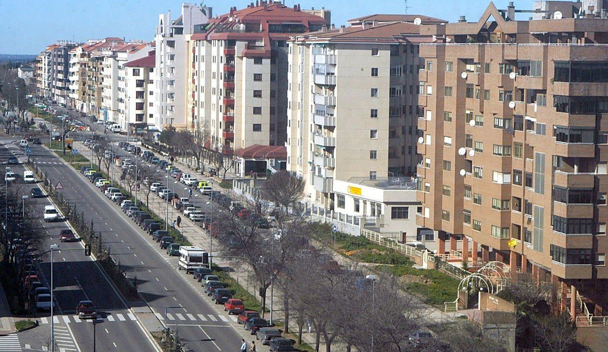 Cáceres abarata el IBI y el impuesto del coche: estas son las rebajas que notarán los vecinos en su bolsillo