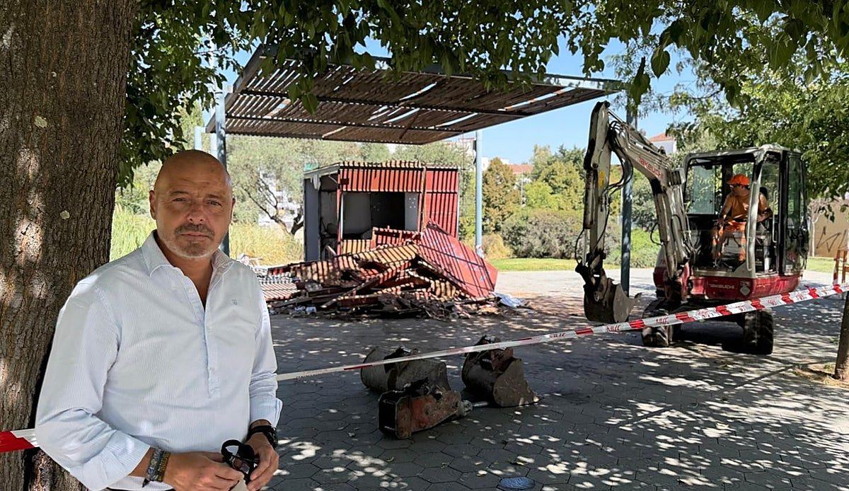 Cáceres estrena aseos autolimpiables en dos de sus parques más concurridos con una inversión de 114.000 euros