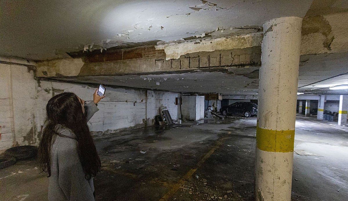 El Ayuntamiento de Cáceres toma el control de las reparaciones en el bloque de Aldea Moret tras la inacción de la comunidad d