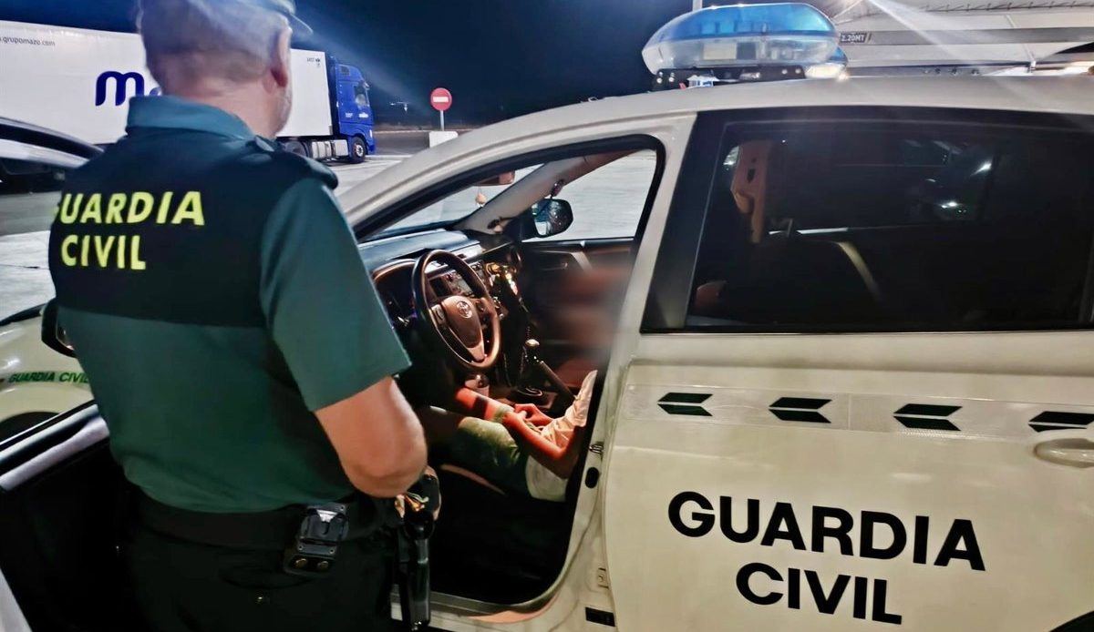 Un padre recorre 140 kilómetros sin saber que su hijo de 10 años se había quedado solo en una gasolinera de Cáceres