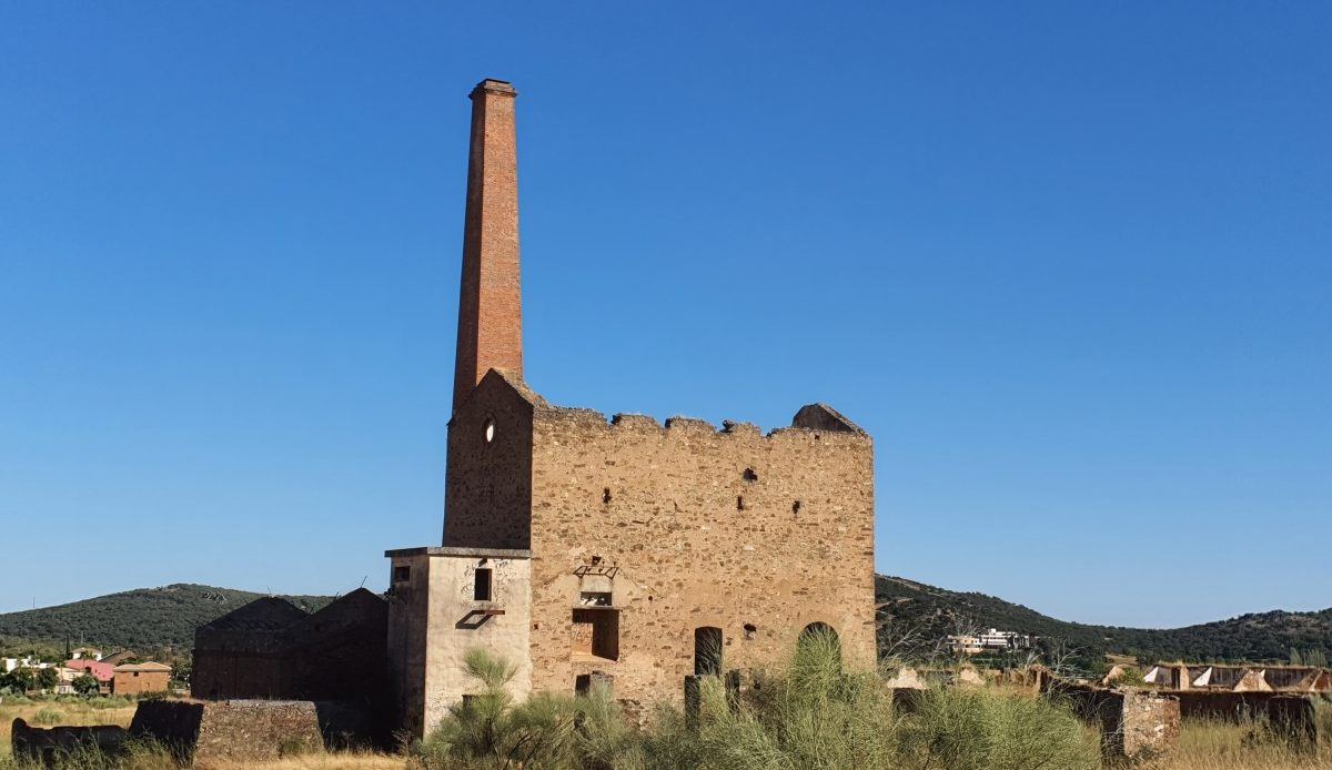 Las naves mineras de Aldea Moret se reinventan como centro de inteligencia artificial con 1,8 millones de inversión